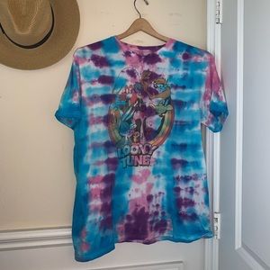 ❌SOLD❌ URBAN OUTFITTERS- Looney Tunes Tie Dye Tee